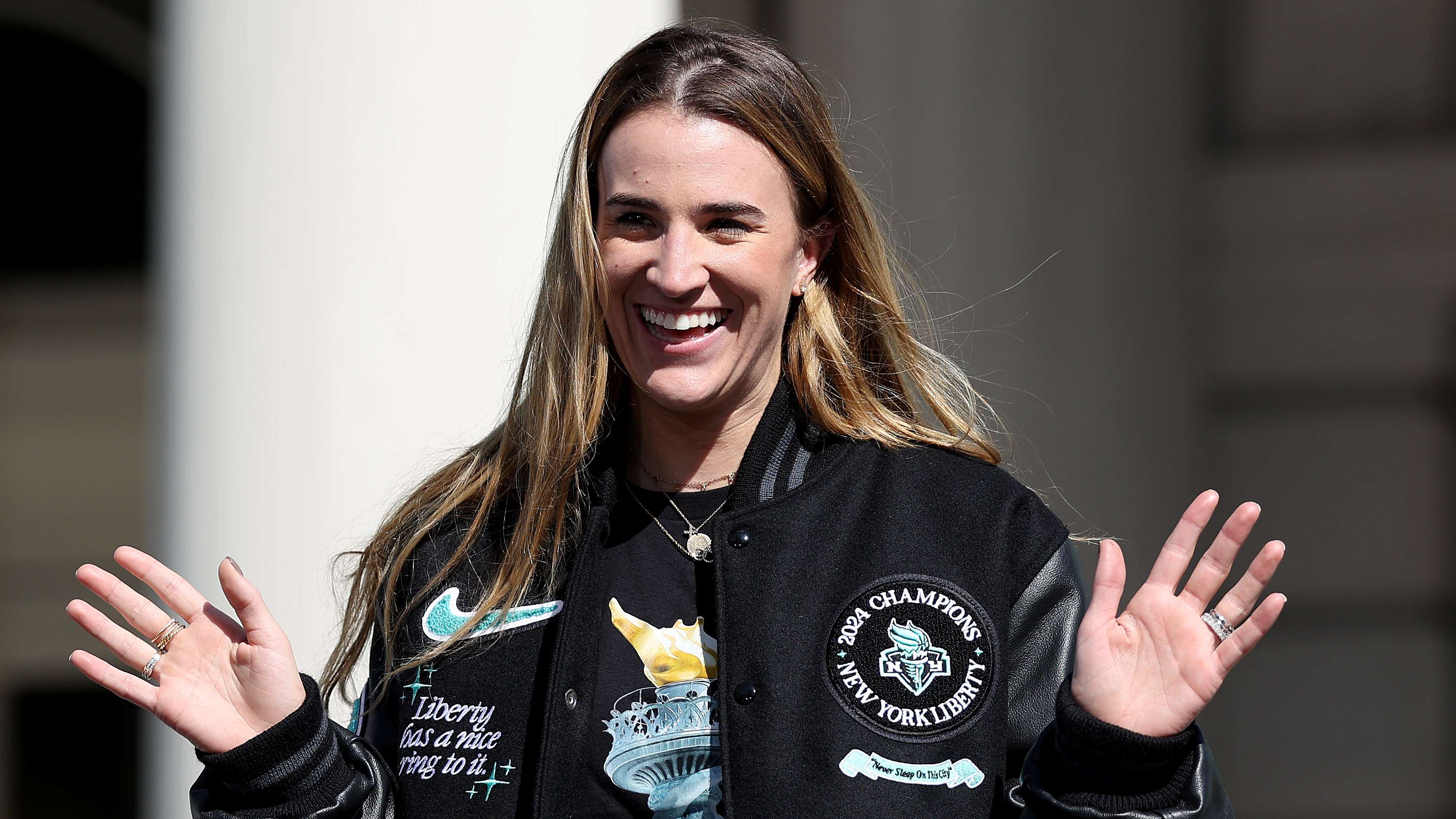 孙颖莎首次参赛，张本智和争卫冕，乒乓球亚洲杯今日开拍.