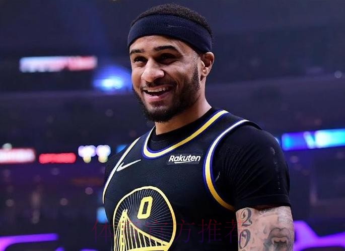 海兰德妙传 里德底角三分应声入网